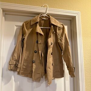 Classic Tan Cropped Women's Trench Coat